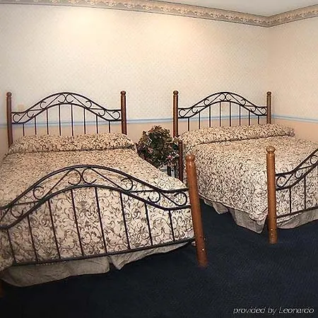The Parsippany Inn And Suites-2