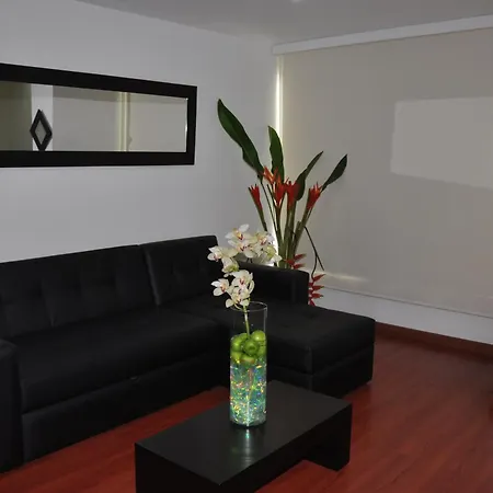 Apartasuites Plaza Modelia-3