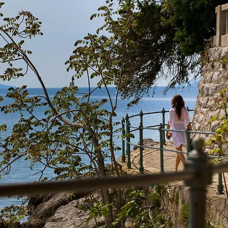 Hotel Lungomare Opatija - By Liburnia Hotels & Villas-3