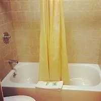 Portland Value Inn-3