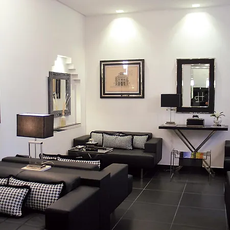 LHP Hotel Napoleon-3