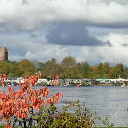 Tattershall Lakes-3