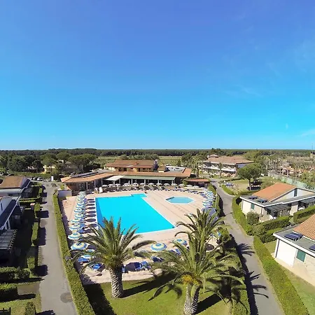 Villaggio Turistico La Cecinella-2