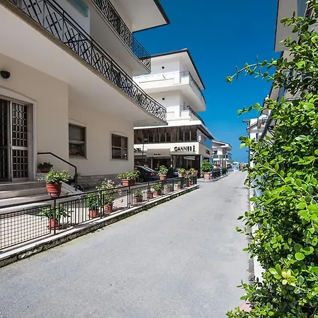 Hotel Cannes-2