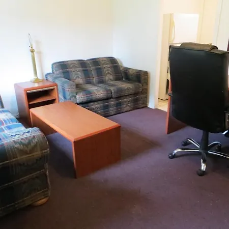 Madison Suites Motel-2