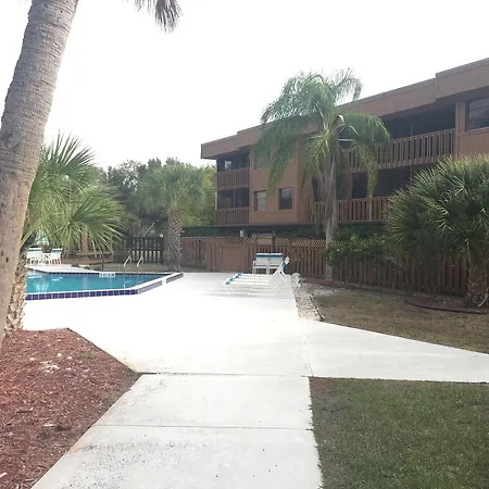 Charlotte Bay Resort-3