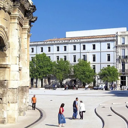 Odalys City Nimes Le Cheval Blanc-2