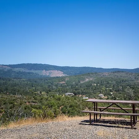 Lake Of The Springs Camping Resort Yurt 2-2
