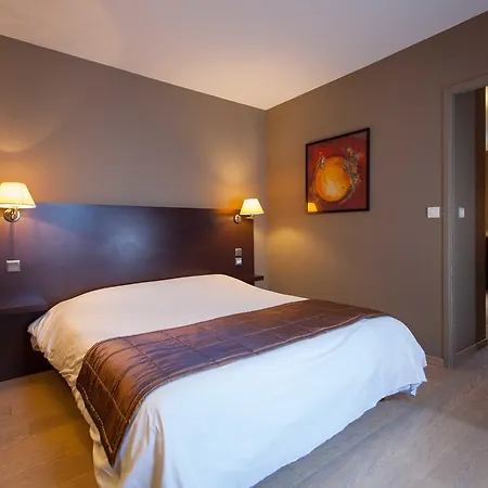 Logis Hôtel Le Cheval Blanc-2