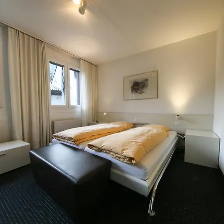 Hotel Grüsch-3
