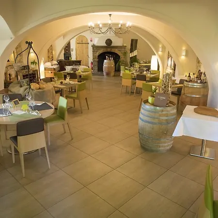 Auberge de la Cauquiere-2