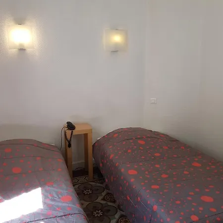 Hôtel Des Poètes avec Garage privé-3