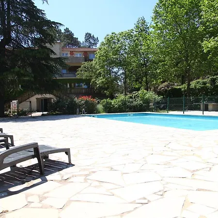 Apart'Hotel Les 4 Sources-3