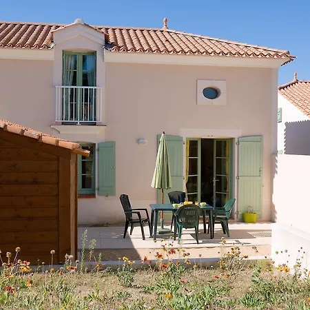 Madame Vacances les Mas de Saint Hilaire-2