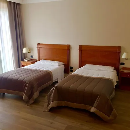 Hotel Touring-3