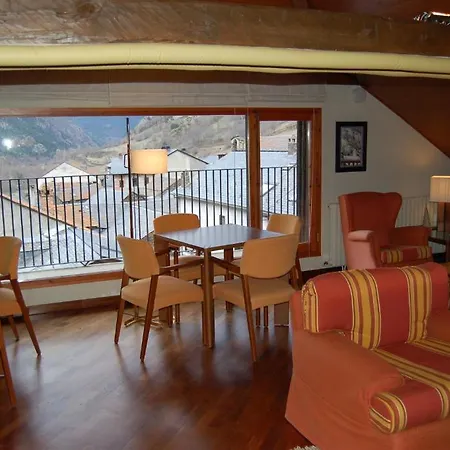 Hotel Vall Ferrera-3