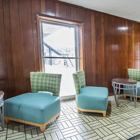 Rodeway Inn & Suites Winter Haven Chain Of Lakes-3