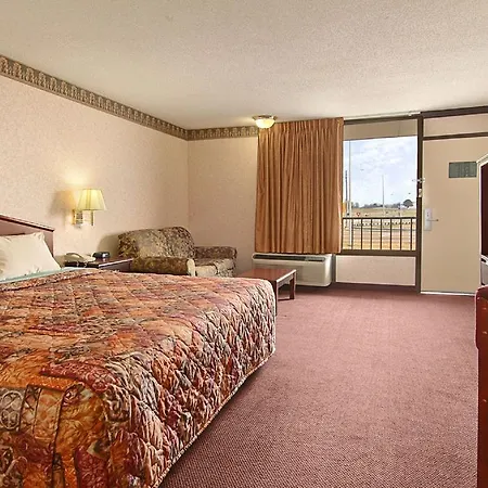 Days Inn By Wyndham Martin-3