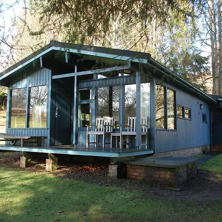 Loch Monzievaird Chalets-2