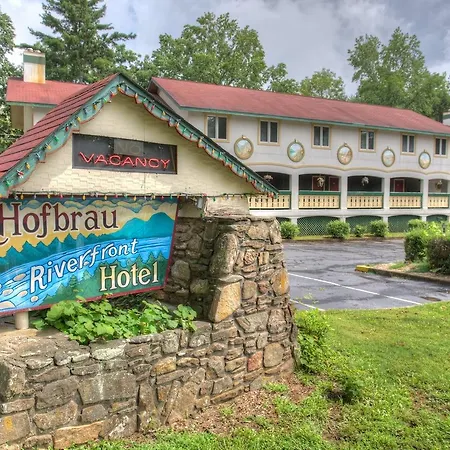 Hofbrau Riverfront Hotel-3