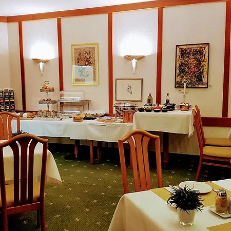 Hotel Garni Reulein-2