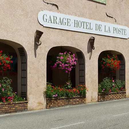 Hotel De La Poste-3