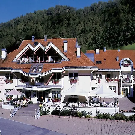 Hotel Residence Lorenz-3