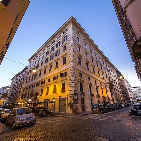 Roma Central Guest House-3
