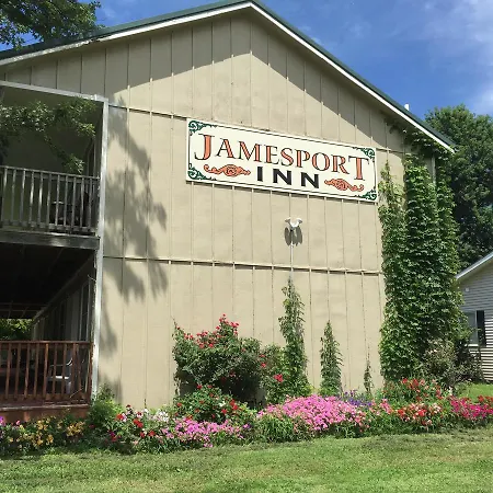 Jamesport Inn-2