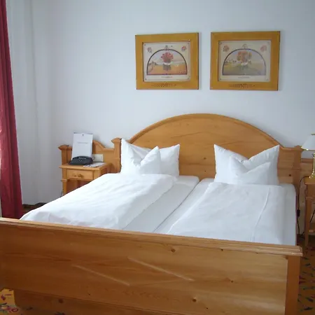 Flair Hotel Vier Jahreszeiten-3