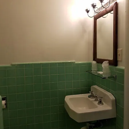 Greenwell Motel-3