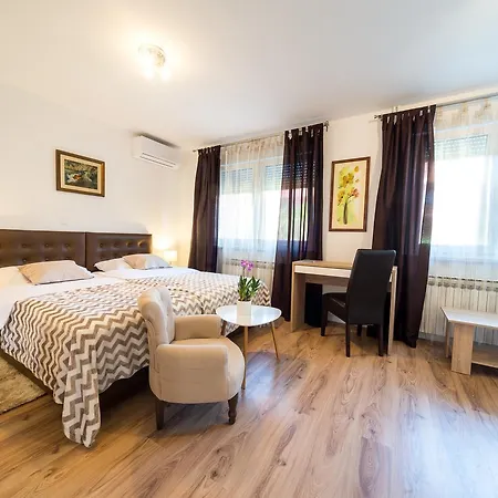 Villa Gradski Vrt-3
