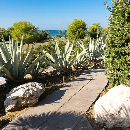 Valtur Baia Del Gusmay Beach Resort-3