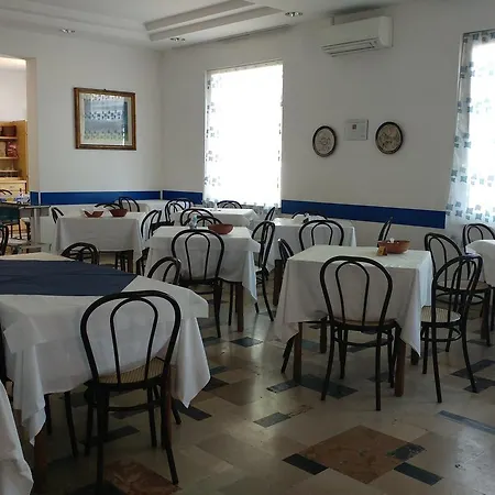 Hotel Capitol-3