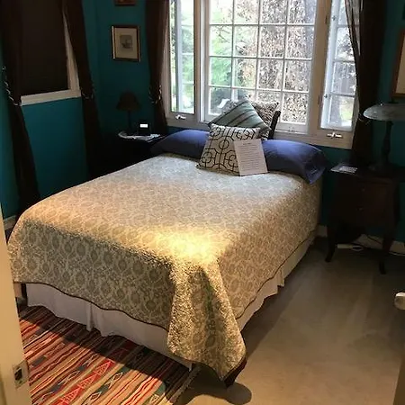 Elaine'S Hollywood Bed & Breakfast-3