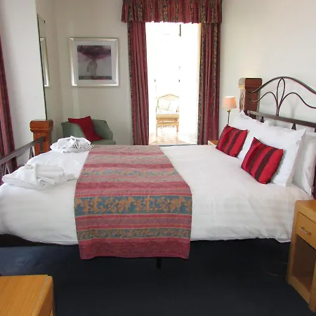 Holliers Hotel-3