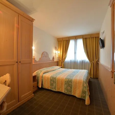 Hotel Dalla Serra-3