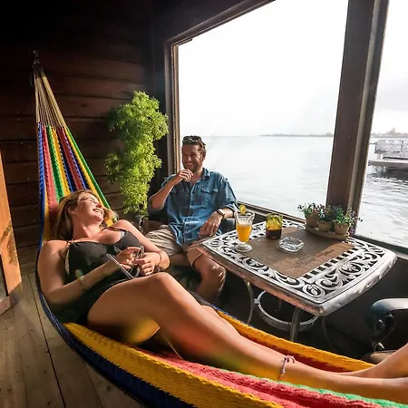 Utila Lodge-3