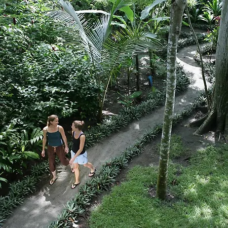 Iguana Lodge Beach Resort-3