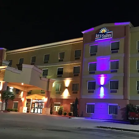Robinson Inn And Suites-3