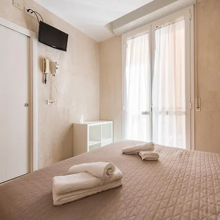 Hotel Romina-3