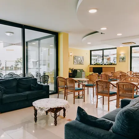 Hotel Villa Claudia-3