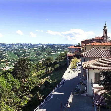 Rocche Costamagna Art Suites-3