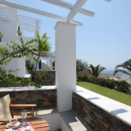 Carlo Bungalows-3