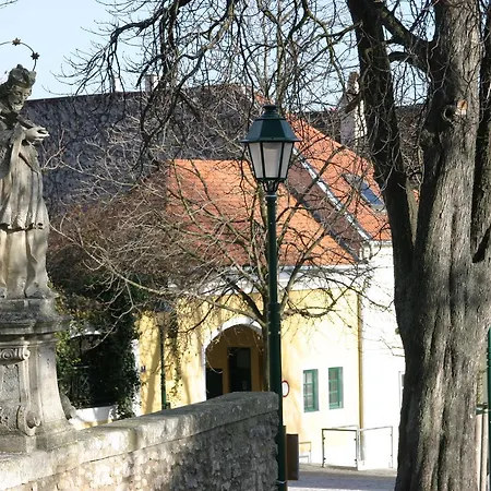 Schloss Gumpoldskirchen-2