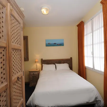 Hotel La Cabane-3
