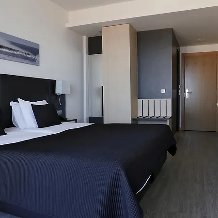 Hotel M-2