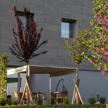 Hotel The Cube-2