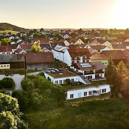 Zedernhof Gesundheits-&Wellnesshotel-3