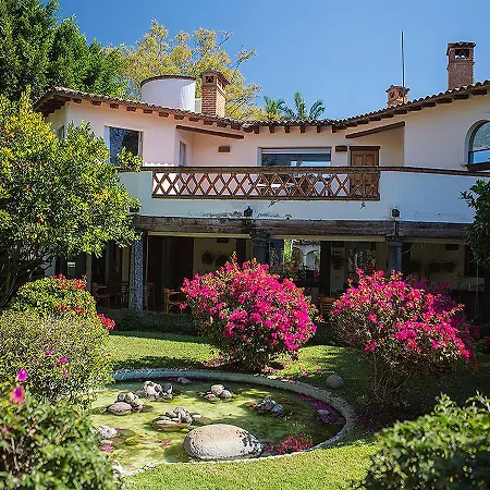 Casa Bugambilia, Un Pequeño Hotel en Tepoztlán-2